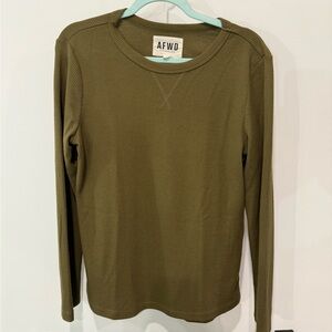 Alpha Forward (AFWD) (now Novel) Waffle knit long sleeve. Hunter. Size large